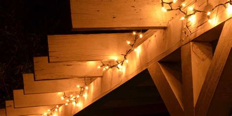 12 Easy Ways How To Hang Rope Lights On A Wall Without Nails