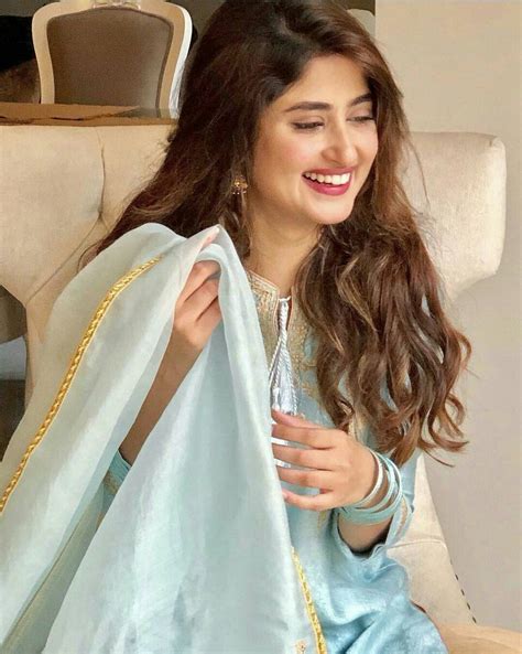 😘😘😘🔝 Girl Crushes Pakistani Actress Sajal Ali