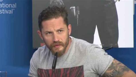 Tom Hardy Totally Shut Down A Reporter When He Mentioned His Sexuality Tom Hardy Hardy Man