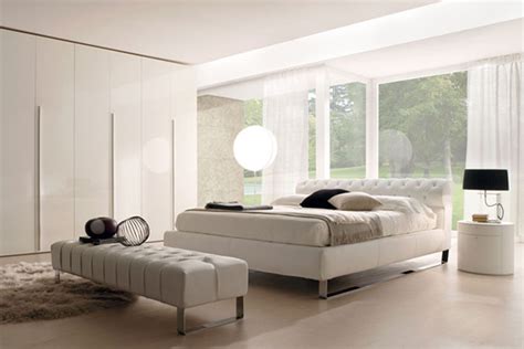 Rappresenta una delle soluzioni più efficaci, per fornire più luce in una stanza carente di illuminazione naturale. Illuminazione della camera da letto - domuseco.it ...