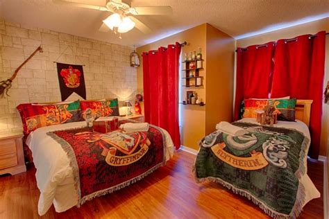 Universal Studios Harry Potter Themed Dorm Room With Movies And