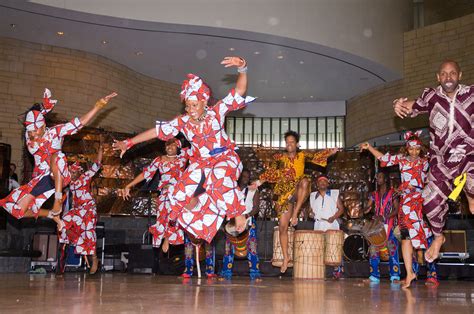 Kankouran West African Dancers 1 Smithsonian Institution