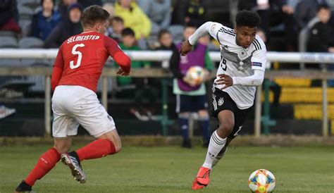 Adeyemi is most common among black/african american (96.05%) individuals. Calciomercato Napoli, parla l'agente di Adeyemi: "Perfetto ...