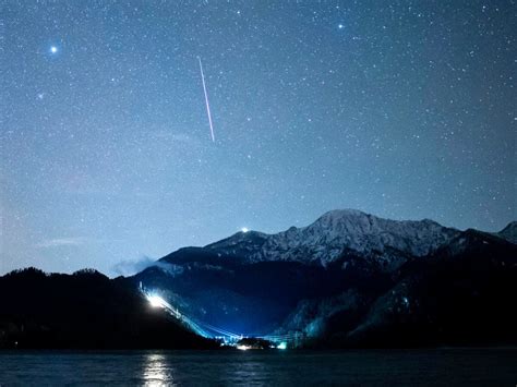 Shooting Stars Dazzle Night Skies As Geminid Meteor Shower Peaks