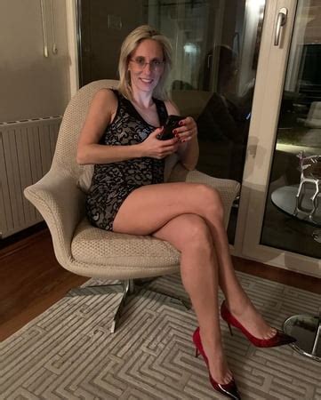 Mature Sexy Blonde Legs In Mini Skirts And Heels Pics Xhamster