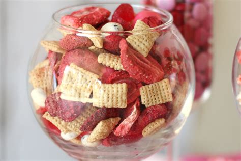 Whether you're celebrating with a significant other, best friend, or yourself, you've got to indulge in something sweet! Healthy Valentine's Snack Mix - Around My Family Table