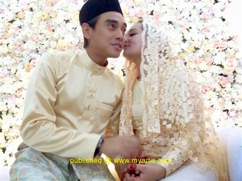 Awani pagi membawakan kemaskini terkini mengenai berita dalam dan luar negara yang dilaporkan di www.astroawani.com. Berita, Hiburan Artis Di Malaysia: PENYAMPAI BERITA ASTRO ...