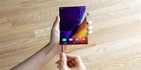 Check spelling or type a new query. Samsung To Launch Galaxy Z Fold 3 In June 2021, Galaxy ...