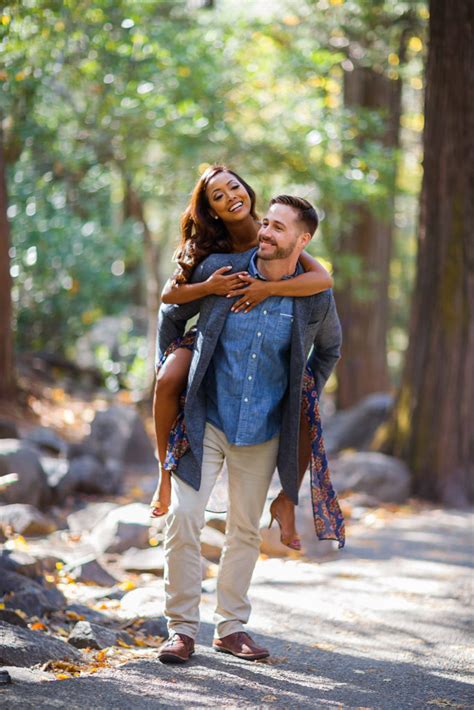 Bring some whimsical props for some sweet and playful couple picture poses. Couple Poses for Pictures | The Complete Posing Guide ...