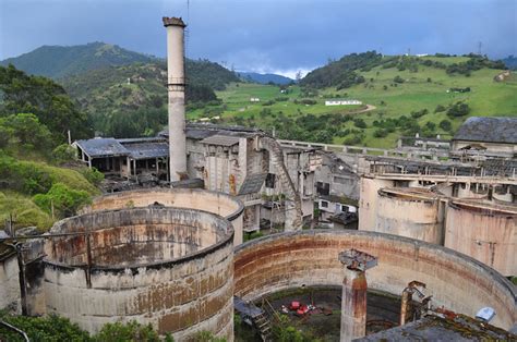 The match is underway in la calera. Planta de cementos La Siberia, La Calera | Flickr - Photo ...