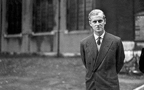 Philip was born into the greek and danish royal families.he was born in greece, but his family was exiled from the country when he was eighteen months old. The romances of young Prince Philip | Young prince philip ...