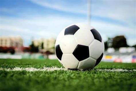 Euro 2021 (euro 2020) eredmények az eredmenyek.com livescore kínálatában, mérkőzések állása, euro 2021 (euro 2020) eredmények és további információk (gólszerzők, piros lapok, …). Labdarúgás: elmaradnak idén a kontinenstornák, az Európa ...