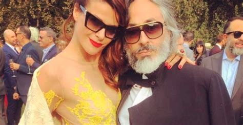 Entre 2009 y 2010 fue la presentadora de cásate conmigo (antes animado por soledad onetto), nadie está libre, chile, país de talentos y valientes. Tonka Tomicic se refiere a los rumores de separación con ...