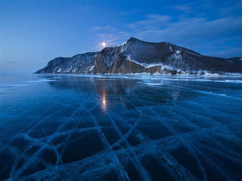 A 25ºc En El Lago Baikal Frente A La Isla De Olkhon Fotografía De