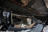 深圳：高速收费站雨棚坍塌 小车被砸扁--图片频道--人民网