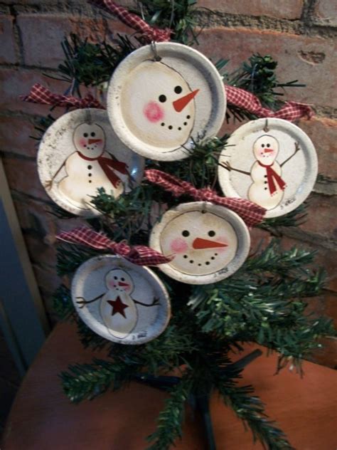 Diy Snowman Ornament For Christmas 38 Godiygocom Diy Snowman