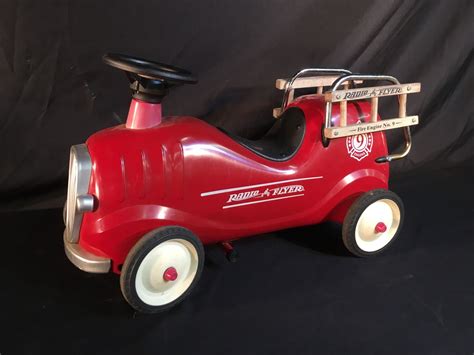 Vintage Radio Flyer Fire Truck Ride On Kids Toy 27 Long Able Auctions