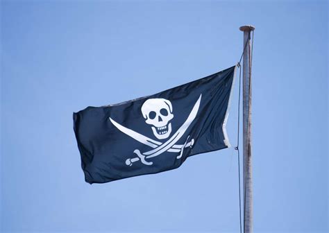 Pirates Jolly Roger Flag Jolly Roger Pirate Flag 12x18 Garden Flag