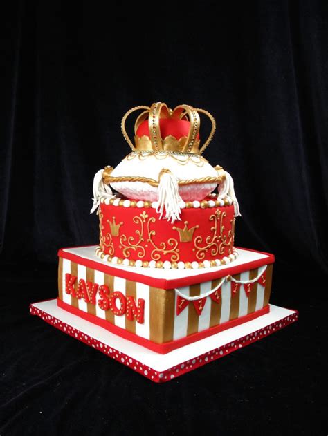 The thought of throwing a baby shower can be overwhelming, but the hardest part is brainstorming fresh ideas. Royal cake, red and gold cake, crown cake, carnival theme, king cake, | Royalty baby shower, Red ...