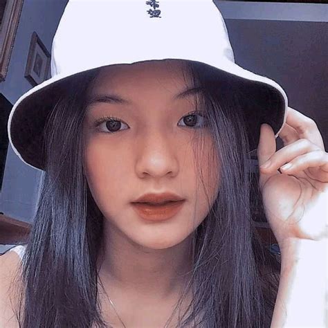 pin by 𝙳𝚎𝚒 on random filtered icons filipino girl pretty girls selfies cute girl face