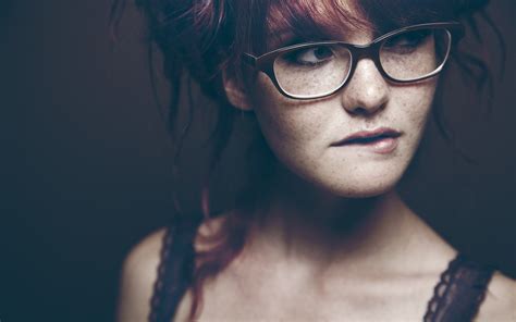 Wallpaper Redhead Girl Glasses Eyes Freckles 2560x1600 650936