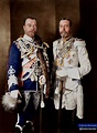 “En algún momento de mayo de 1913, el Zar Nicolás II posa junto a su ...