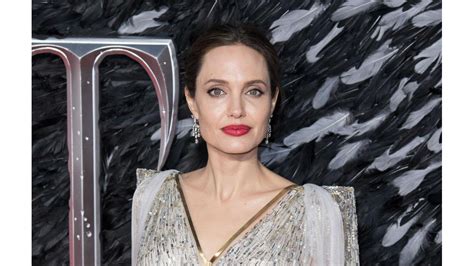 Angelina Jolie Has Been On Few Dates 8 Days