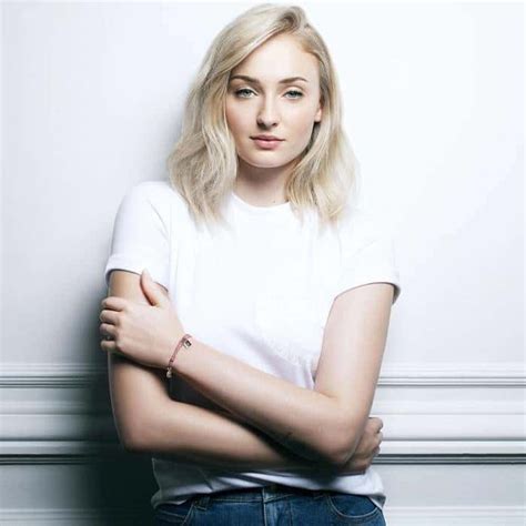 Sophie Turner Height Weight Age Biography Net Worth In 2020