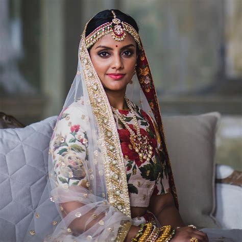 40 best bridal matha patti designs that real brides wore