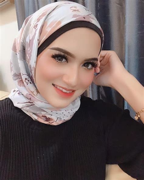 Malay Beautiful Hijaber Asyiqin Khairi Cute Pemuja Wanita Beautiful