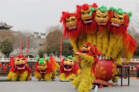 Chinese new year 2021 falls on friday, february 12th, 2021, and celebrations culminate with the lantern festival on february 26th, 2021. Lunar New Year 2018: Glimpses of colourful Chinese New ...