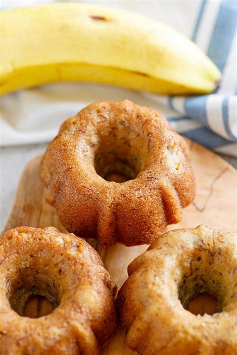 During my childhood days, i remembered my mom baking one of the most moist banana cakes i have ever as this banana cake is so easy to make and delicious, i baked it so often. Banana Bundt Cake (The Best Bundt Cake Recipe!) - Rasa ...