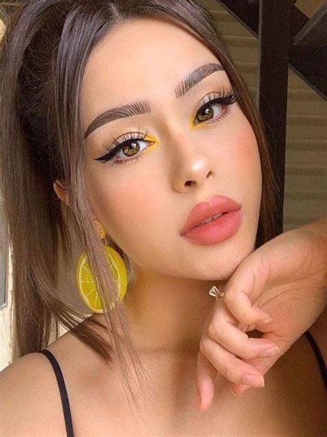 modern and gorgeous makeup styles for teenage girls in this post we are going to share the most in