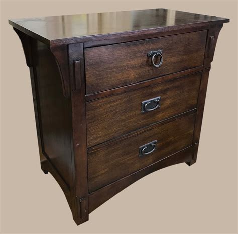 Uhuru Furniture And Collectibles Mission Style Small Chest