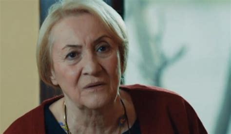 Muhteşem yüzyıl, ou « le siècle magnifique » en français, est une série télévisée turque créée par meral okay et produite par timur savcı.diffusée du 5 janvier 2011 au 11 juin 2014 sur la chaîne de télévision turque show tv, elle est depuis diffusée chaque semaine, en première partie de soirée, sur la chaîne star tv. Sabina Toziya - Biyografya