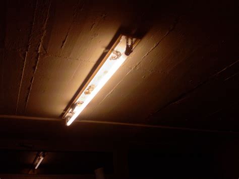 How To Add Color To A Fluorescent Light 7 Steps With Pictures