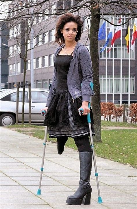 Pin By Ozipcius On Crutches Disabled Women Women Short Legs