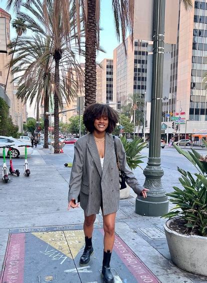 Nina Westbrook Rocks Stunning Dress In Fantastic Fashion Terez Owens Sports Gossip Blog