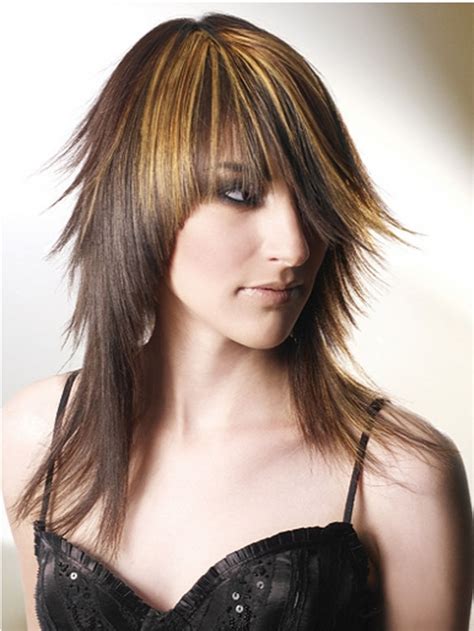 Choppy shag haircuts are the style of the season. 30 Most Dazzling Choppy Hairstyles For Women - Haircuts ...