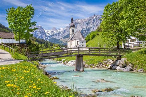 Church Of Ramsau Berchtesgadener Land Bavaria Germany — Stock Photo