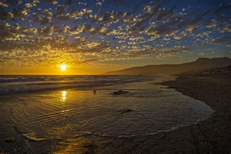 Sunset At Zuma Beach In Malibu Ca By Rich Cruse On 500px Sunset