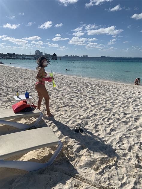 Liziane Gutierrez Wears Face Mask And Gloves On The Beach