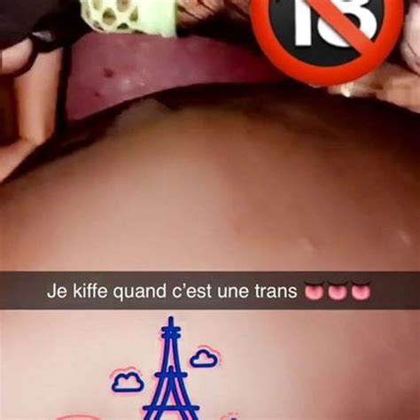 Une Trans Me Baise Au Bois Shemale And Shemale Hd Porn Ed Xhamster