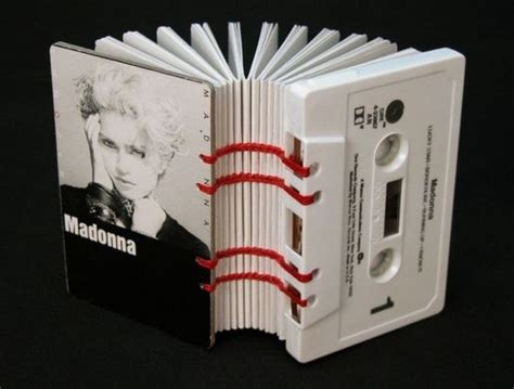 15 Diy Interesting And Useful Cassette Tape Reuses Libro De