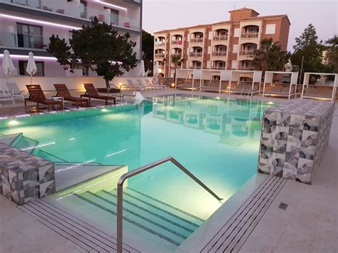 Ter Pool Im Neuen Poolb Hotel Bella Playa Spa Cala Ratjada HolidayCheck Mallorca