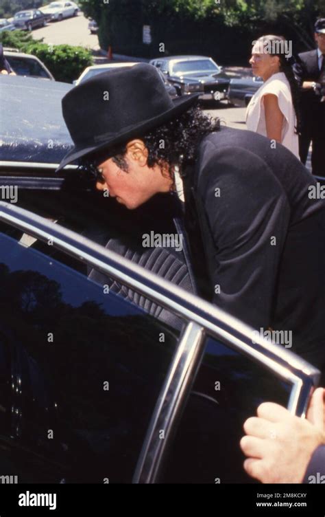 Michael Jackson At The Funeral Of Vincente Minnelli On July