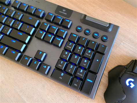 Logitech G915 Lightspeed Keyboard Review Clicky Solid And Downright