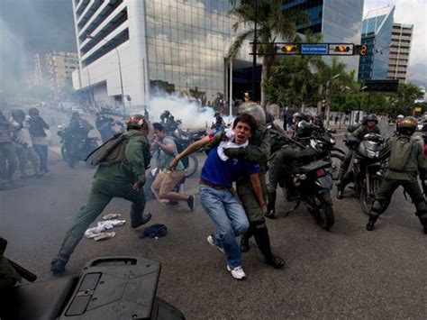 Venezuela Opposition Revive Talks Amid Unrest