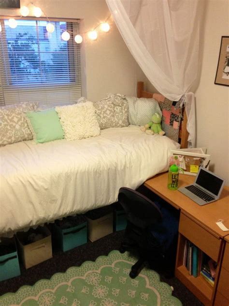 25 Budget Friendly Dorm Room Decoration Ideas 2022