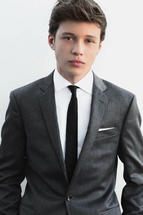 20 Hot Male Actors Under 20 For 2015 Clothing Center Nick Robinson Actors Robinson